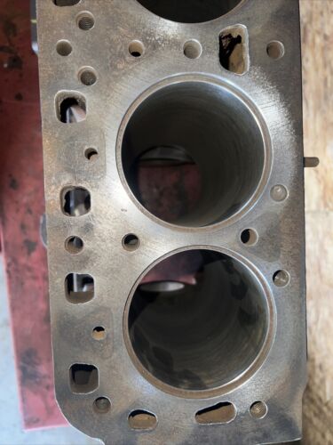 FARMALL SUPER H CYLINDER BLOCK 358067R1 C-169 Antique Tractor