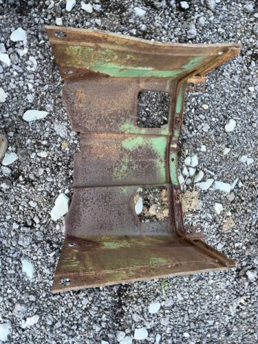 John Deere 720 LP hood Antique Tractor