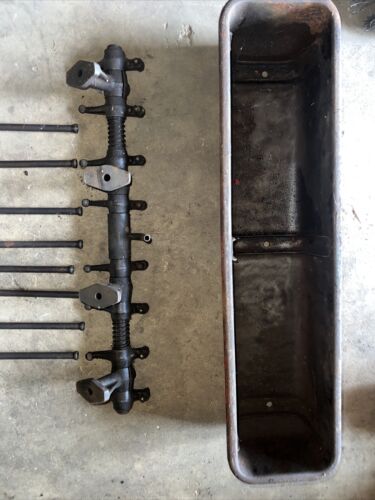 IHC McCormick W9 Gas Valve Cover Rocker Arm Push Rods