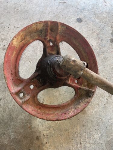 Farmall Super A SA tractor IH front steering spindle hub & cap
