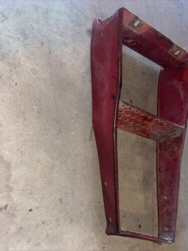 International Farmall 56 66 86 series Tractor IH steps to platform or cab