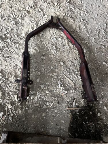IHC Farmall 706 Fast Hitch Main Frame W/pockets Antique Tractor