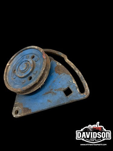 7710 Ford Tractor Pulley W/bracket