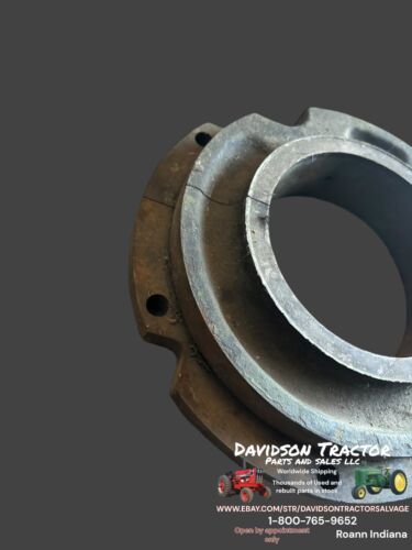 JOHN DEERE F3312R F1915R AF3286R CENTER MAIN BEARING HOUSING 70D 720D 730D