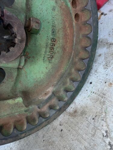 B660R 1936 John Deere Unstyled B Flywheel Nice One!!!