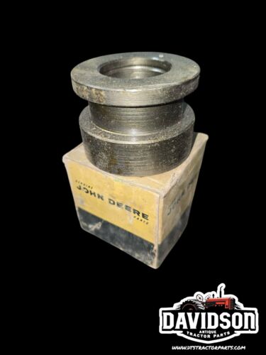 N0S John Deere 700 760 2510 3010 3020 4020 4520 5010 5020 Steering Collar