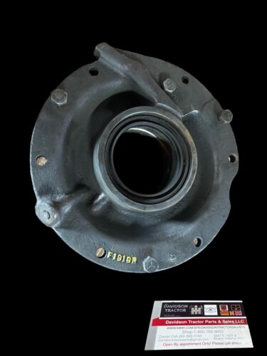 John Deere 70 diesel right hand main bearing housing F1919R Antique Tractor