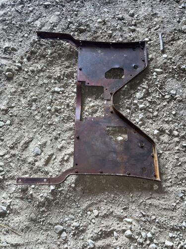 McCormick W9 WD9 Floor platform fender Mount Antique Tractor