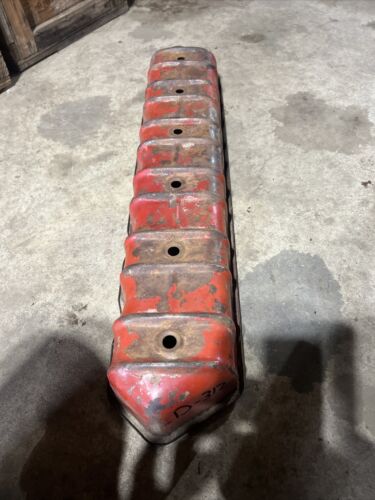 IH FARMALL   666, 686, HYDRO 70 WITH D-312 ENGINE, VALVE COVER