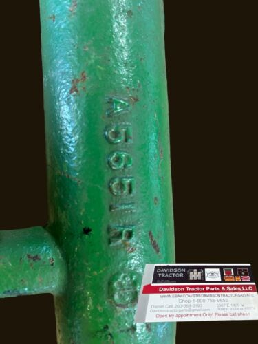 John Deere 620 630 Lower Water Pipe Casting A5651R