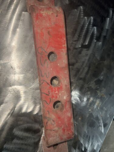 STRAP, rear outer hammer, 1959 and since, 2 used unit N (NSS) 653672R1 - Case IH