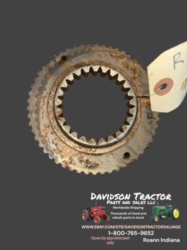 1981 John Deere 301A Tractor Power Reverser Transmission Clutch Hub Gear R39119