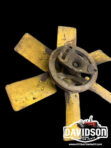 IH International 3600 Backhoe Industrial Engine Fan W/bracket D282 Diesel