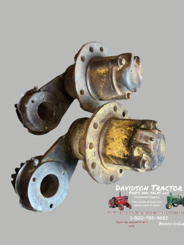John Deere 60 Roll O Matic Spindles. W/Hubs Antique Tractor