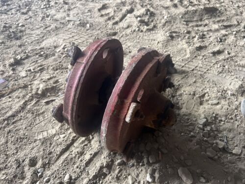 IHC Farmall F12 F14 Front Spindle W/Hubs Antique Tractor