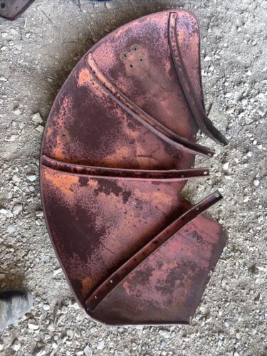 IHC Mccormick W9 Diesel fenders pair Antique Tractor