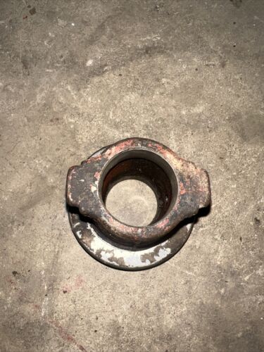 USED CLUTCH RELEASE SLEEVE FOR FARMALL A TRACTOR #6116D