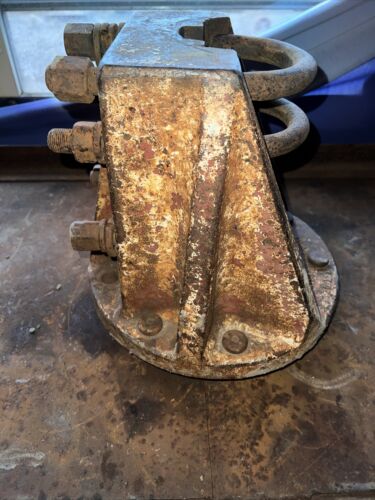 International Farmall 806 IH tractor ORIGNAL M&W 9 bolt 2 7/8 axle hub 3 U bolts