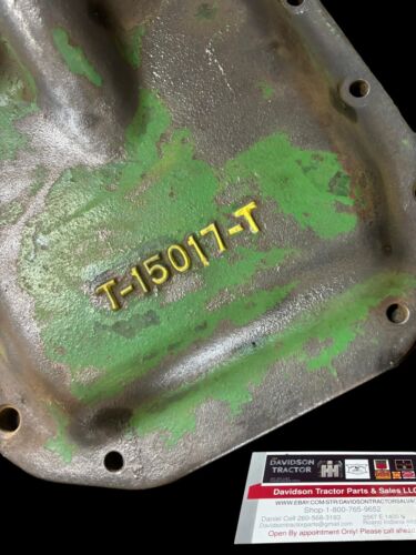 JOHN DEERE 2010 CRAWLER DOZER TRACTOR. ENGINE OIL PAN T15017T