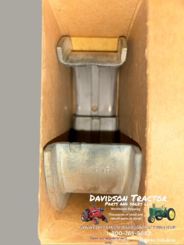 Genuine John Deere AR 27638 R New Old Stock Bearing Set
