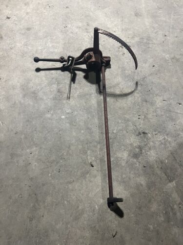 International W-400 Throttle Handle Assembly Antique tractor