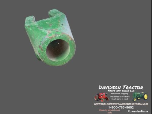 R42171 R58934 YOKE fits JOHN DEERE