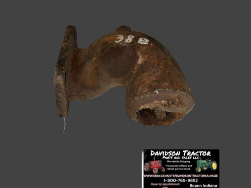 John Deere B403R Water Pipe Casting Neck Antique Tractor  1938 B