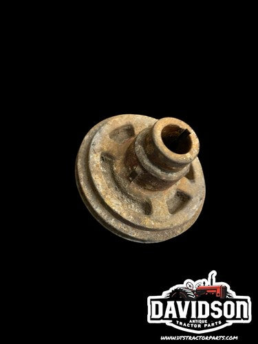 IH International Farmall 504 C-135 Gas Crankshaft Pulley Antique Tractor