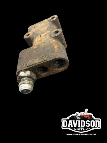International 504 Utility Hydraulic Valve Housing Antique Tractor