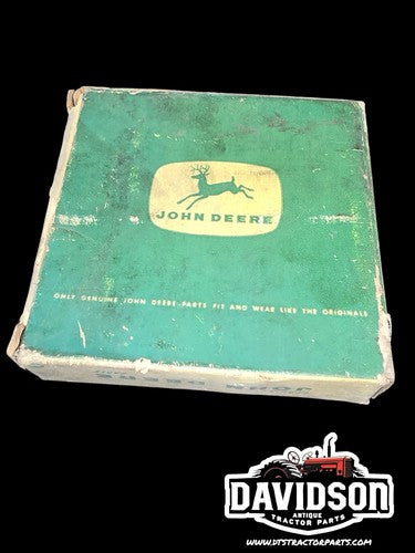 John Deere NOS Selective Control Valve Housing Cover Ar31663R 3010 4020 5010