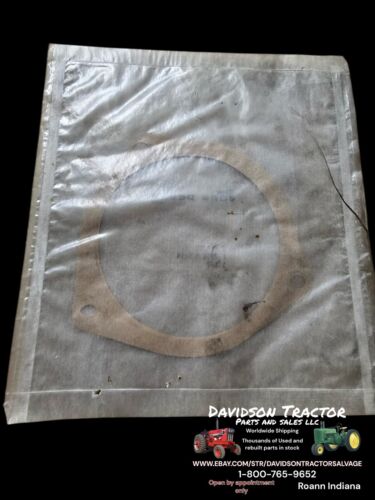 New Old Stock  JOHN DEERE SHIM F2056R