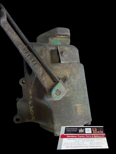 1948 John Deere B Tractor B2630R Complete governor housing w/ gears