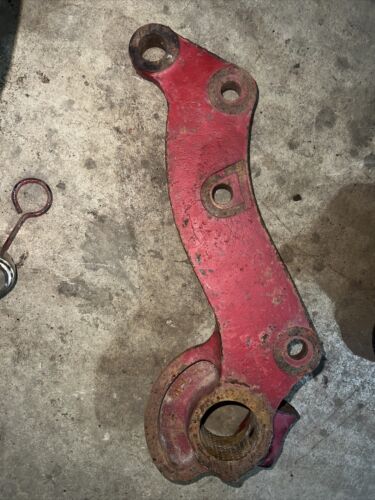 Farmall IH 460 350 tractor fasthitch 2pt hitch Rght brace bracket mount 522732R2
