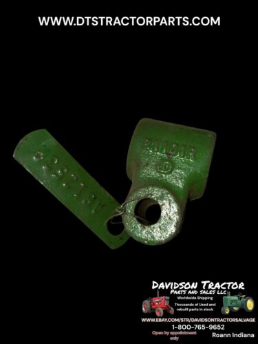 New Old Stock NOS B1101R John Deere Steering Support