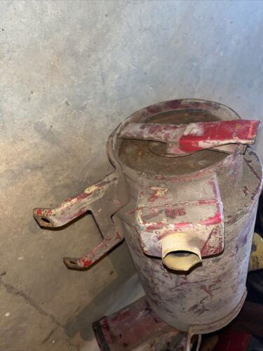 International Farmall 856 Air cleaner Assembly Antique tractor