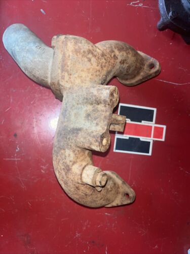 IH 444 B-414 Diesel air intake Manifold