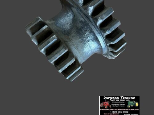 1941 John Deere A  Transmission Idler Gear A2312R    Antique Tractor