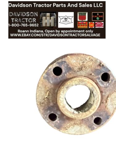 International Farmall 460 Utility IH tractor water pump fan belt pulley W/spacer