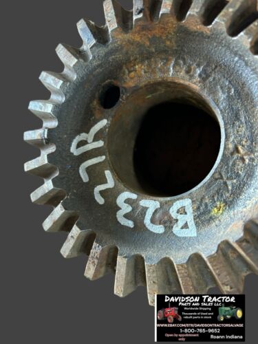 John Deere Late B 50 differential gear B2327R Antique Tractor