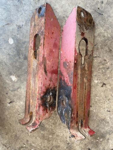 Farmall M SM MTA 400 350 460 Tractor pair 2) IH IHC Axle drawbar brace brackets