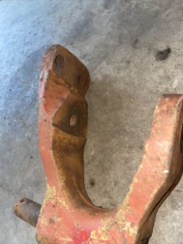 Center Steering Arm IH International 531235R1 USED