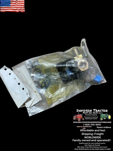 Fuel Valve 3 Way  GENUINE John Deere A B D G H AO AR AB2805R NEW OLD STOCK