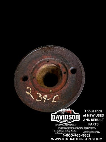 International 574 D239 Engine Crankshaft Pulley  3138838R2 Antique Tractor