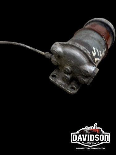 MASSEY FERGUSON MF 35,50,65,135,165,175,180,202,203,204 TRACTOR FUEL FILTER BASE