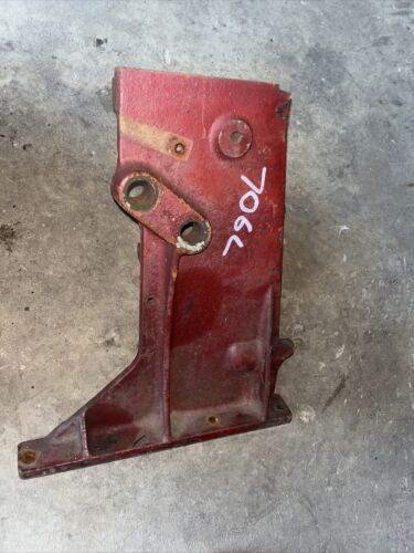 International Support-gear Selector LH 382741R1 IH Farmall 706