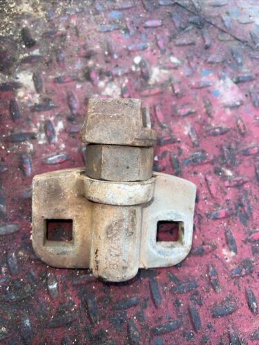 International IH Farmall 350 300 Utility tractor wheel hub slide adjust