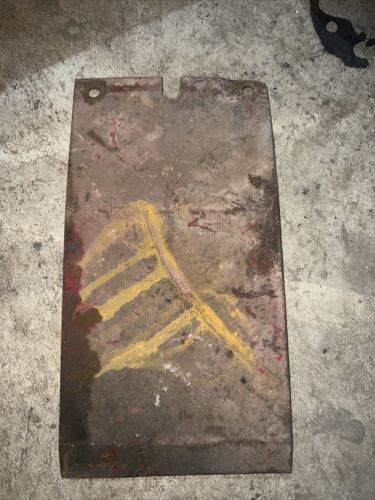 IH FARMALL 806-1456 PARK LOCK COVER  Antique Tractor