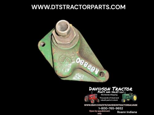 John Deere Cover-valve R69880