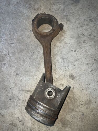 IH Farmall 400 c264 Piston W/Connecting Rod 45750DA