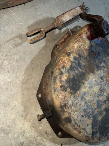 IHC Mcormick O6 Orchard Tractor Brake covers